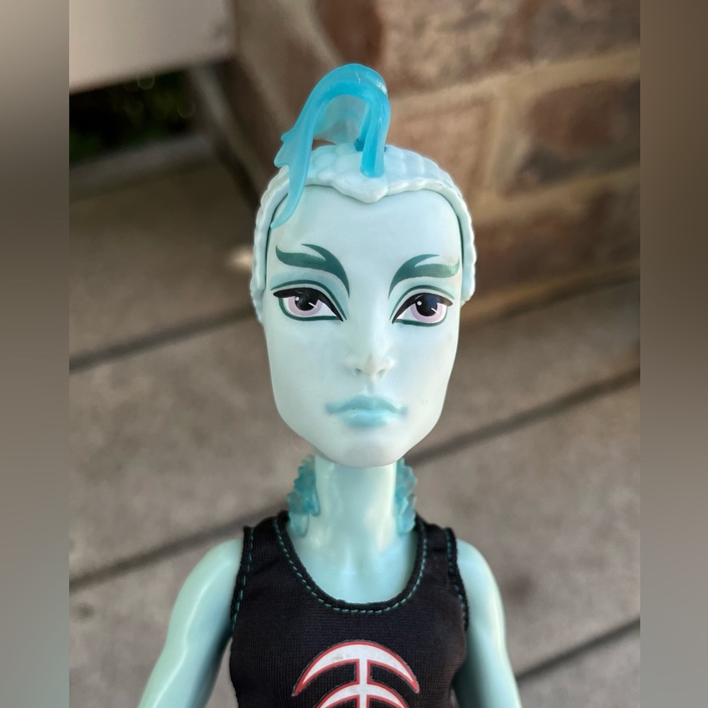 2011 Monster High Skull Shores Gillington “Gil” Webber